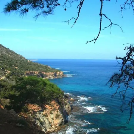 The Complete Guide To Renting Your Luxury Holiday In With Private Pool And Close To The Beach, 1276 *