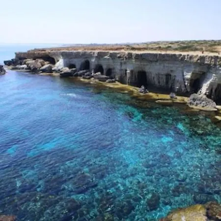 Villa The Complete Guide To Renting Your Luxury Holiday In With Private Pool And Close To The Beach, 1276 *