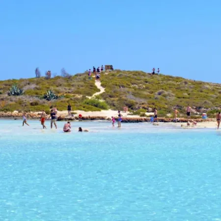 The Complete Guide To Renting Your Luxury Holiday In With Private Pool And Close To The Beach, 1276 *