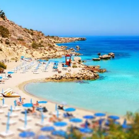 Villa The Complete Guide To Renting Your Luxury Holiday In With Private Pool And Close To The Beach, 1276